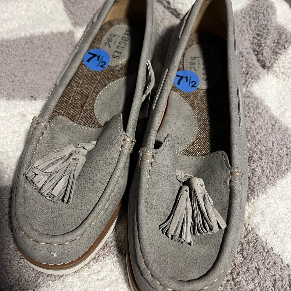 BROGUES gray loafer